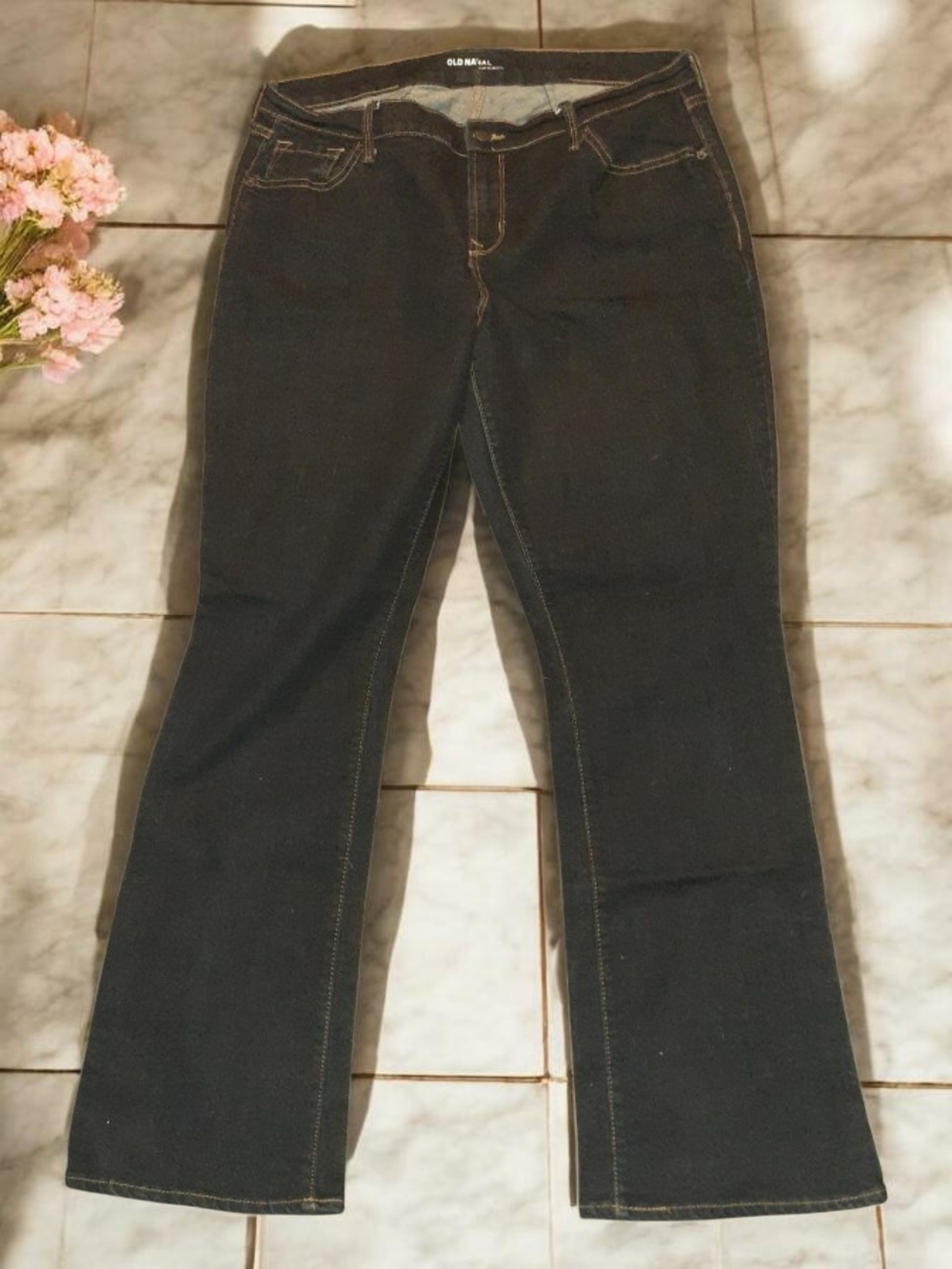 Old Navy Women's Mid Rise Dark Wash Bootcut Jeans 14R